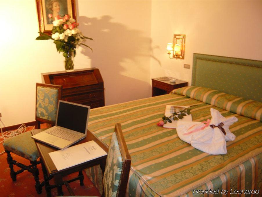 Hotel Al Camin バッサーノ・デル・グラッパ 部屋 写真