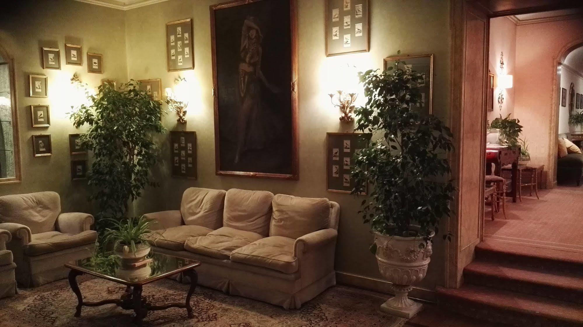 Hotel Al Camin バッサーノ・デル・グラッパ エクステリア 写真
